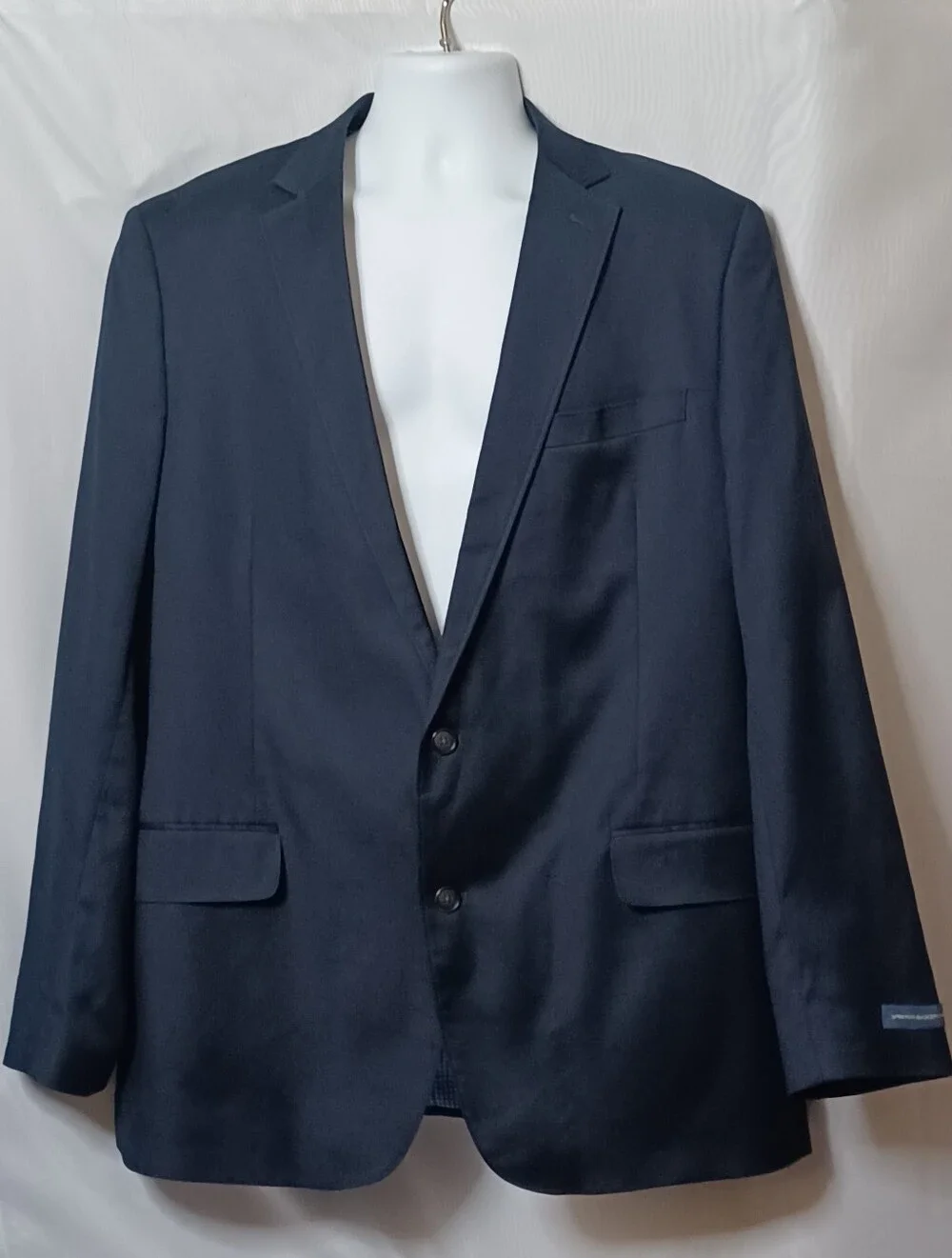 Stafford Men's Classic Fit Navy Blue Two-Button Front Blazer. 46 Long.